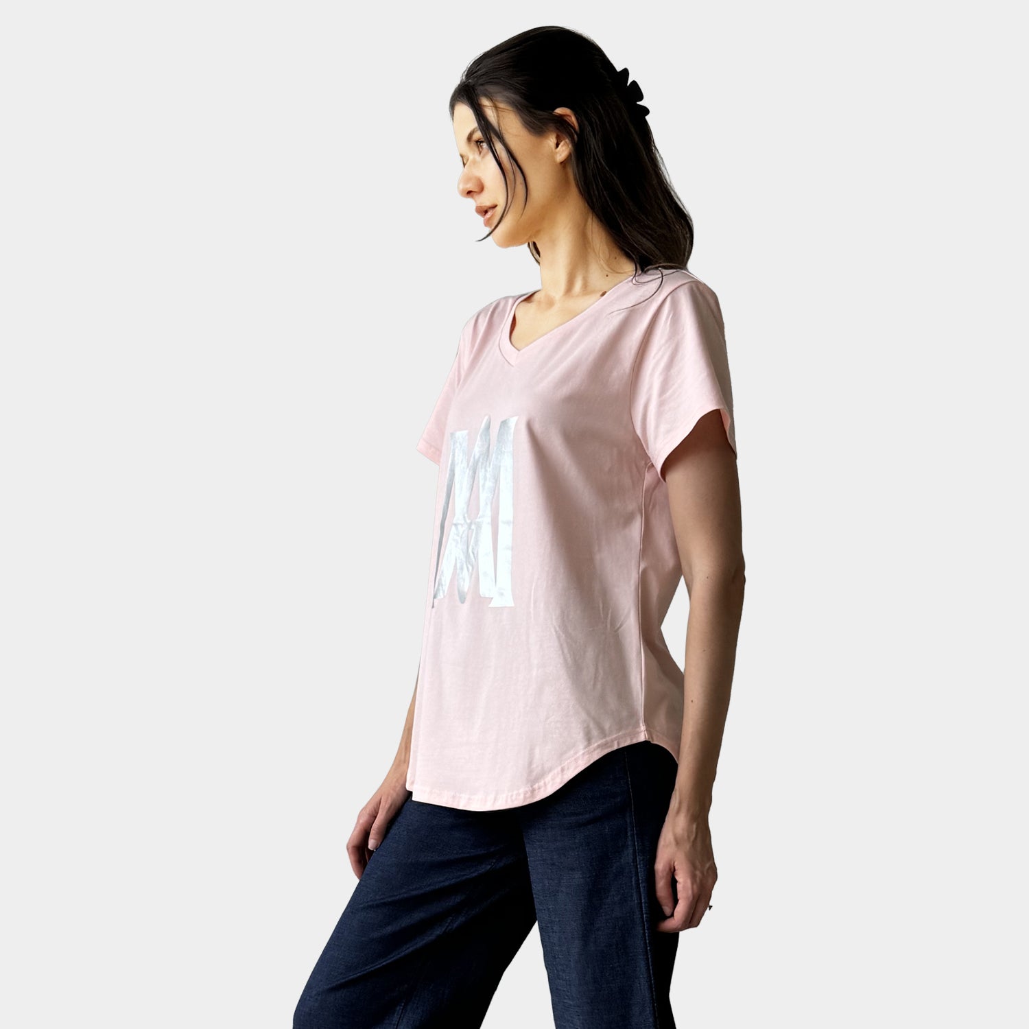 AM24057 V -NECK TEE