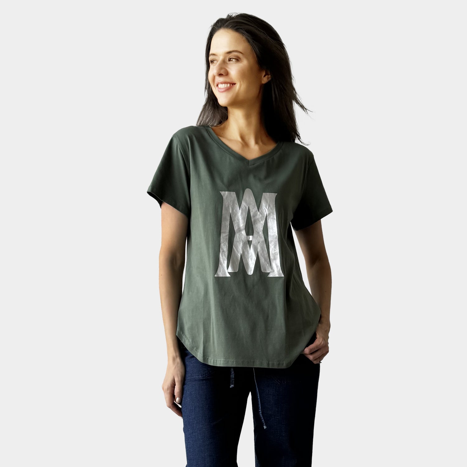 AM24057 V - NECK TEE