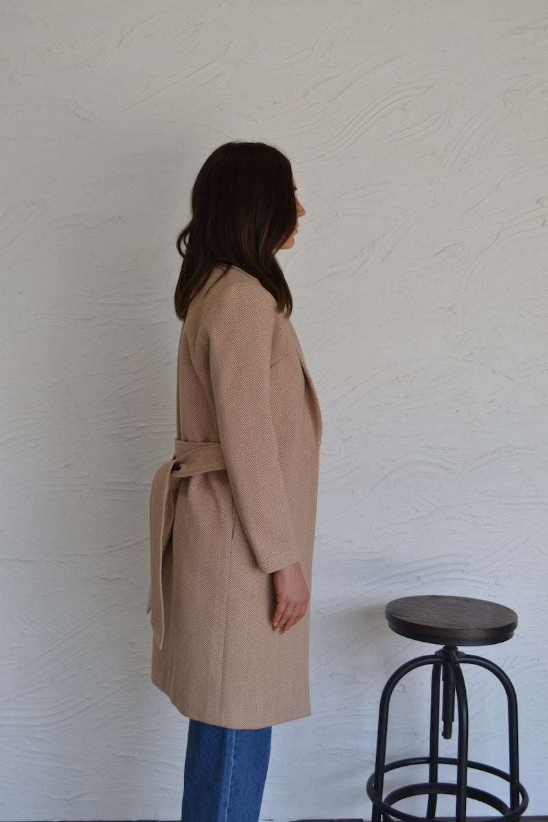 AM022193-1  CLASSIC  COAT